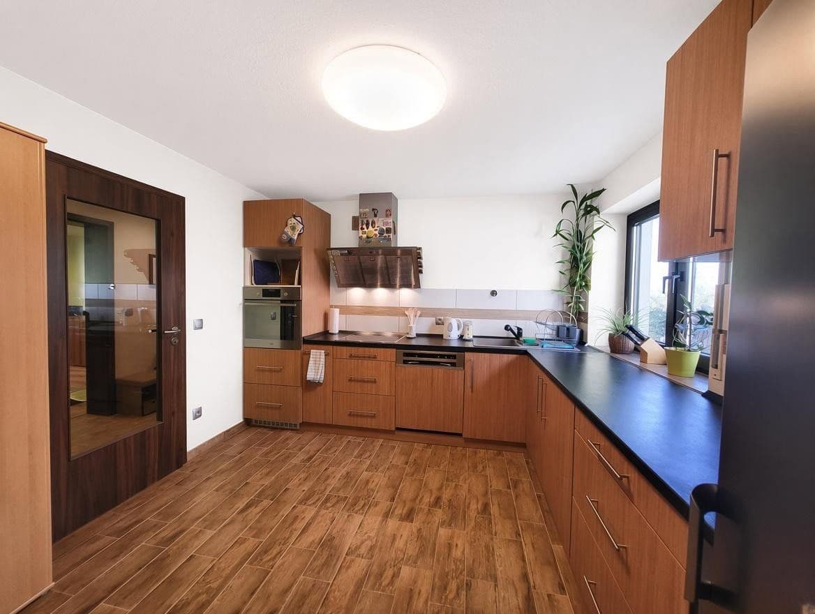 Predaj bytu 3-izbový 90 m², Holzbach, Porýnie-Falcko Predaj bytu 3-izbový 90 m², Holzbach, Porýnie-Falcko