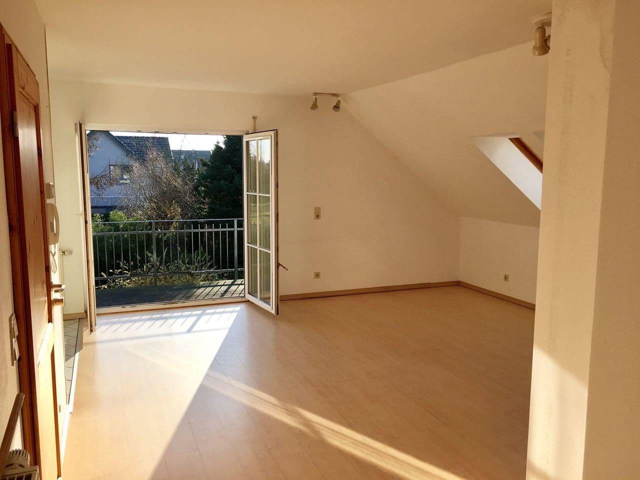 Predaj domu 144 m², pozemok 597 m², Stahnsdorf, Brandenbursko Predaj domu 144 m², pozemok 597 m², Stahnsdorf, Brandenbursko