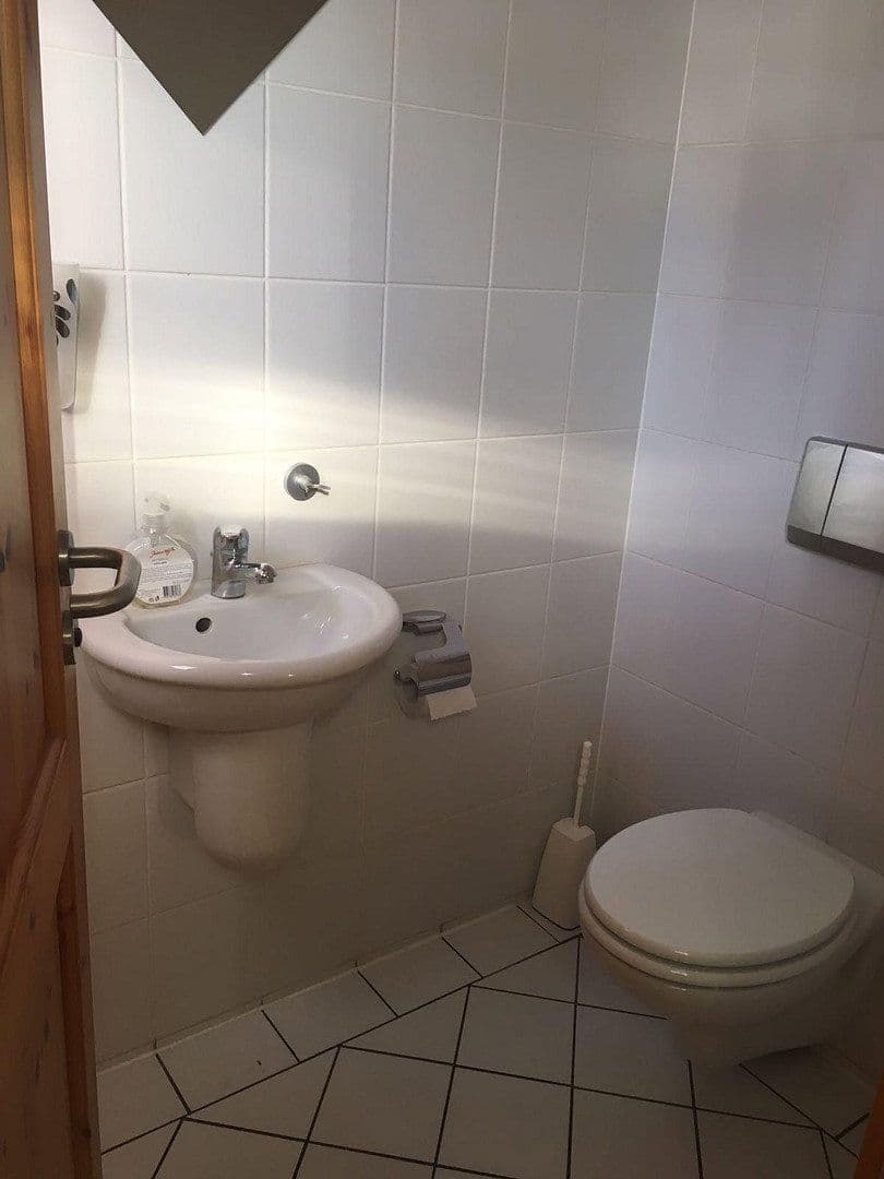 Predaj domu 144 m², pozemok 597 m², Stahnsdorf, Brandenbursko Predaj domu 144 m², pozemok 597 m², Stahnsdorf, Brandenbursko
