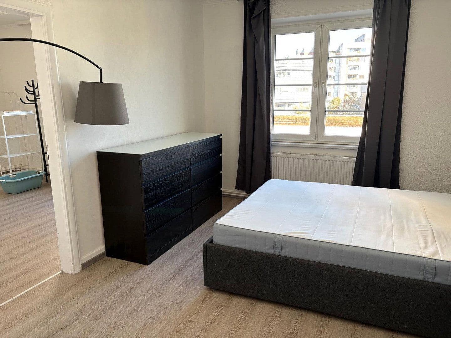 Prenájom bytu 3-izbový 75 m², Wiesbaden, Hesensko Prenájom bytu 3-izbový 75 m², Wiesbaden, Hesensko