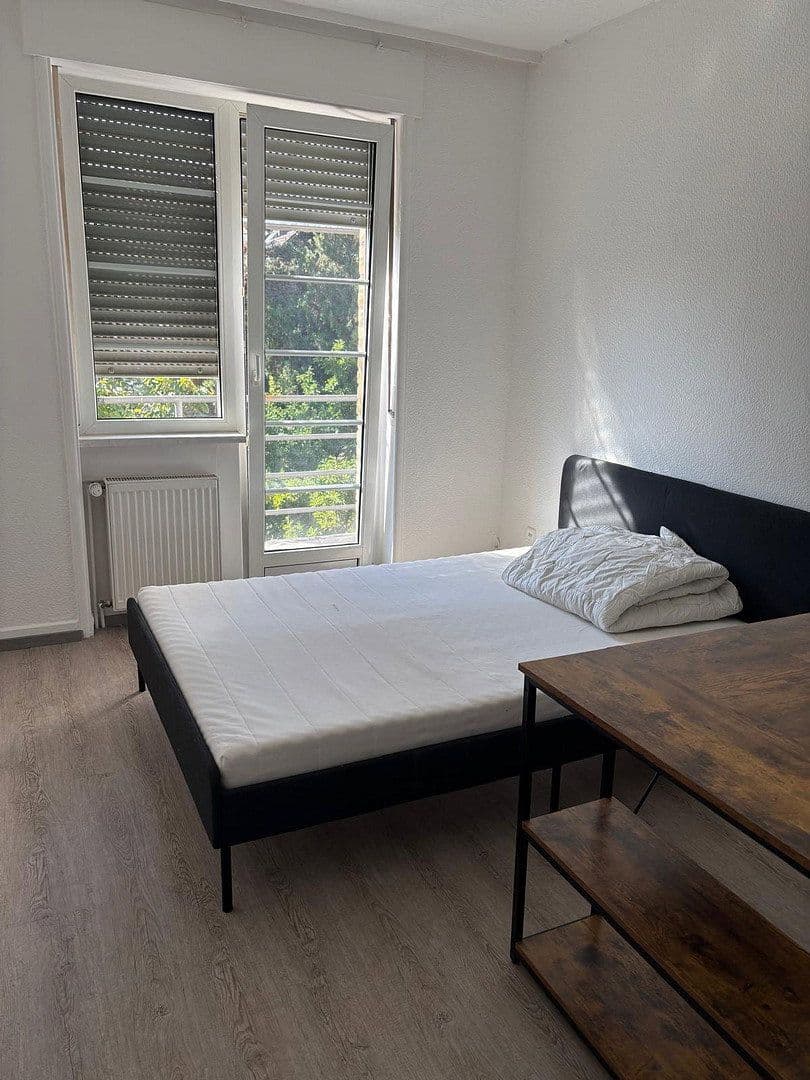 Prenájom bytu 3-izbový 75 m², Wiesbaden, Hesensko Prenájom bytu 3-izbový 75 m², Wiesbaden, Hesensko