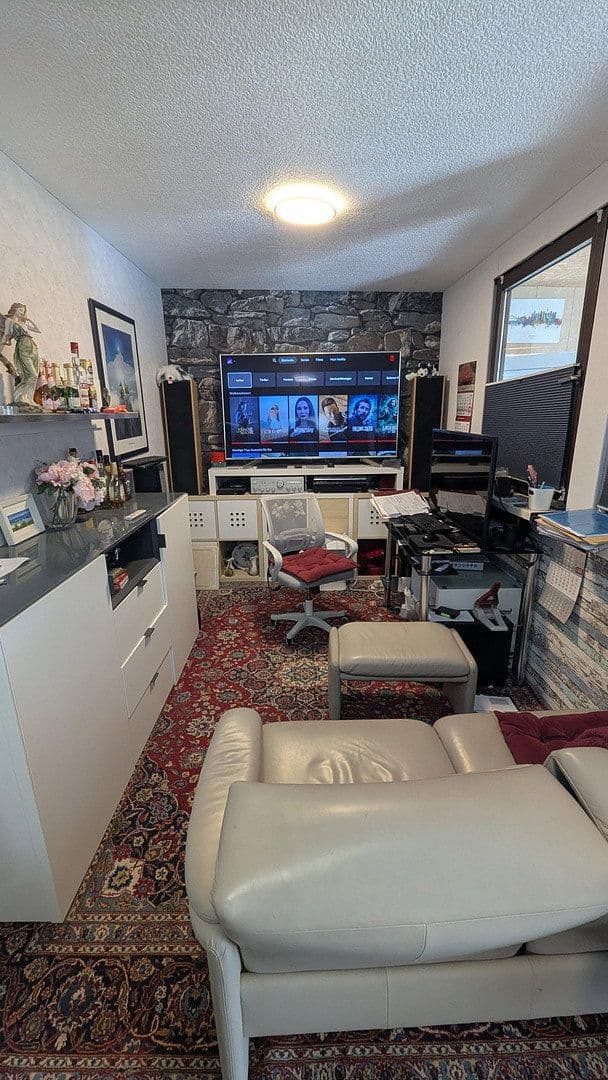 Prenájom bytu 3-izbový 42 m², Gruibingen, Bádensko-Wurttembersko Prenájom bytu 3-izbový 42 m², Gruibingen, Bádensko-Wurttembersko