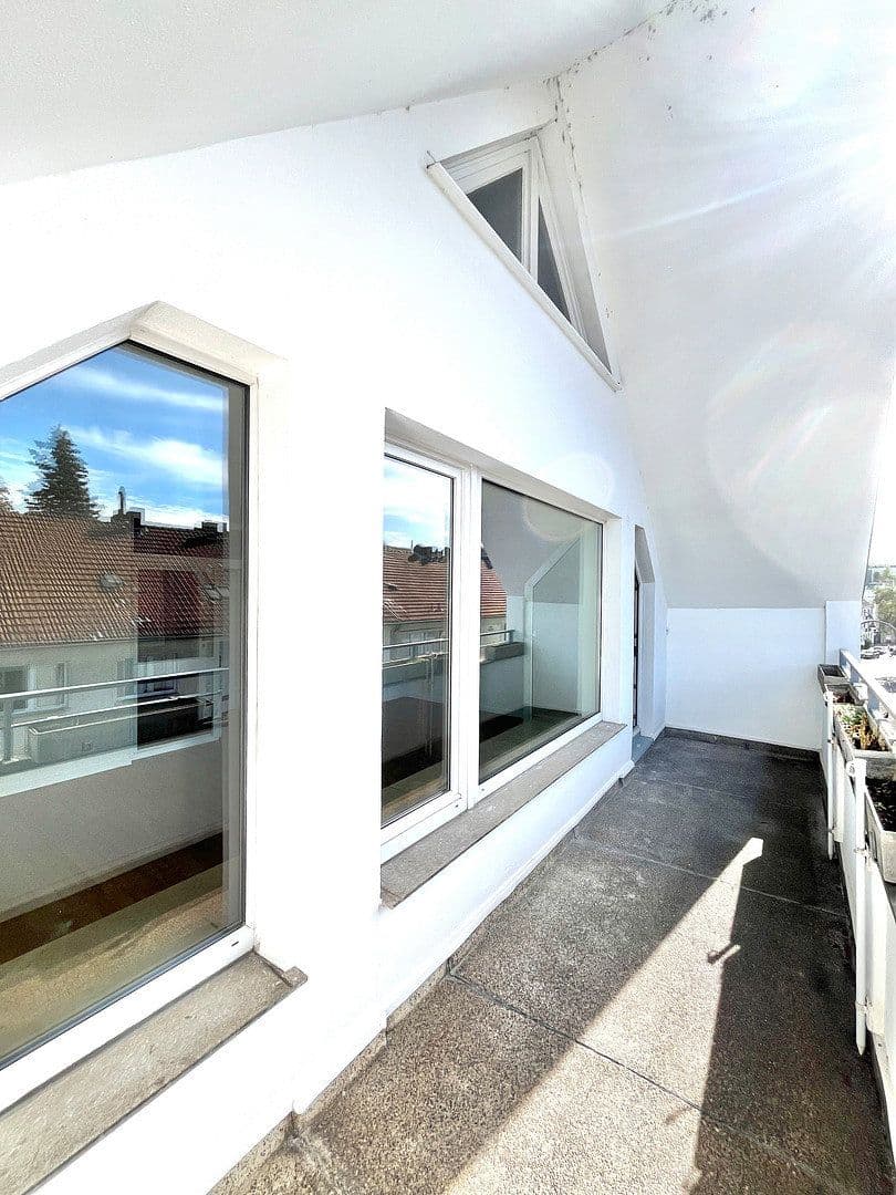 Prenájom bytu 2-izbový 69 m², Mülheimer Freiheit, Köln, Severné Porýnie - Westfálsko Prenájom bytu 2-izbový 69 m², Mülheimer Freiheit, Köln, Severné Porýnie - Westfálsko