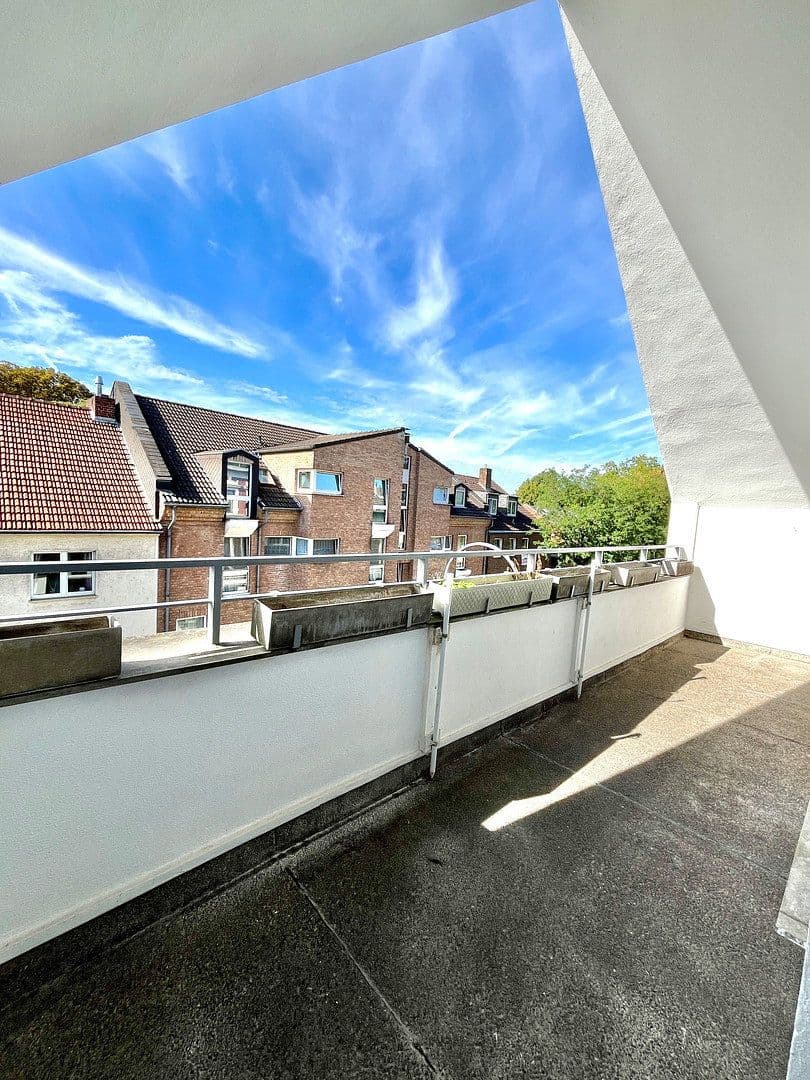 Prenájom bytu 2-izbový 69 m², Mülheimer Freiheit, Köln, Severné Porýnie - Westfálsko Prenájom bytu 2-izbový 69 m², Mülheimer Freiheit, Köln, Severné Porýnie - Westfálsko