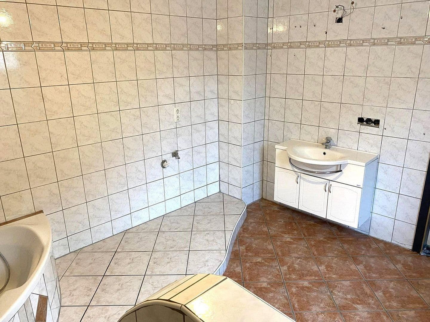 Predaj domu 169 m², pozemok 430 m², Schnathorster Str. 23, Lübbecke, Severné Porýnie - Westfálsko Predaj domu 169 m², pozemok 430 m², Schnathorster Str. 23, Lübbecke, Severné Porýnie - Westfálsko