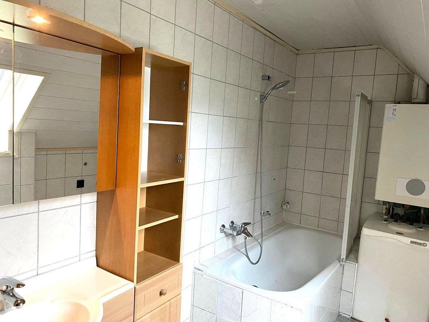 Predaj domu 169 m², pozemok 430 m², Schnathorster Str. 23, Lübbecke, Severné Porýnie - Westfálsko Predaj domu 169 m², pozemok 430 m², Schnathorster Str. 23, Lübbecke, Severné Porýnie - Westfálsko