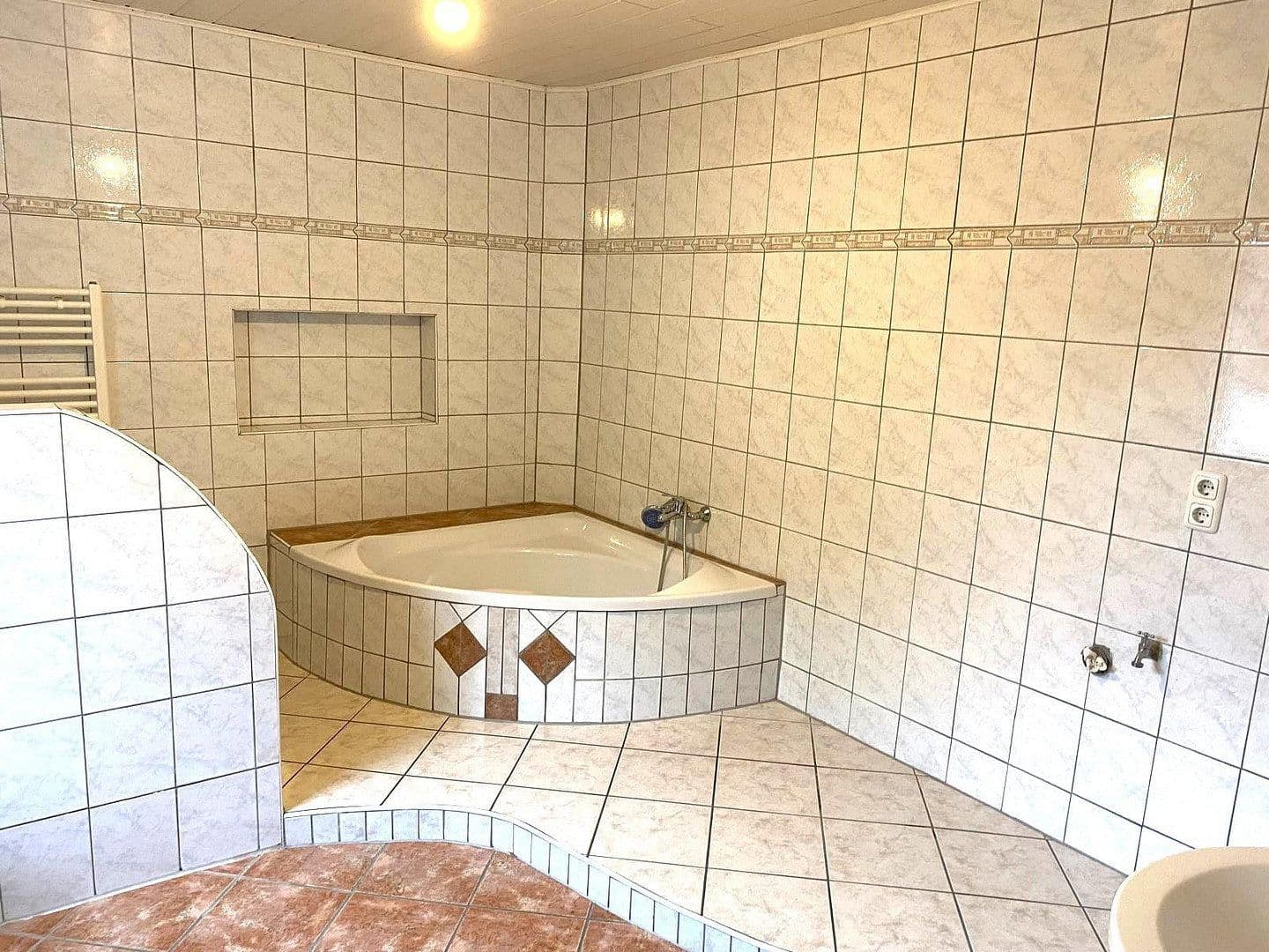 Predaj domu 169 m², pozemok 430 m², Schnathorster Str. 23, Lübbecke, Severné Porýnie - Westfálsko Predaj domu 169 m², pozemok 430 m², Schnathorster Str. 23, Lübbecke, Severné Porýnie - Westfálsko