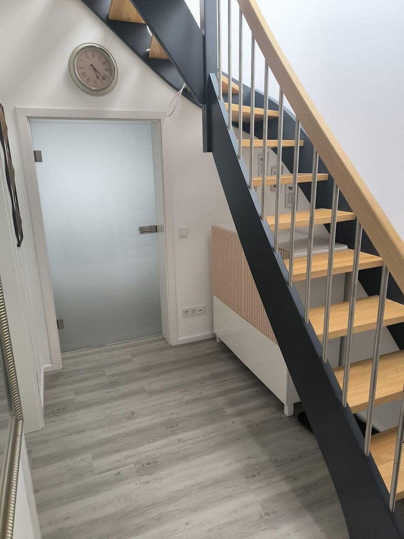 Prenájom bytu 3-izbový 89 m², Hürth, Severné Porýnie - Westfálsko Prenájom bytu 3-izbový 89 m², Hürth, Severné Porýnie - Westfálsko