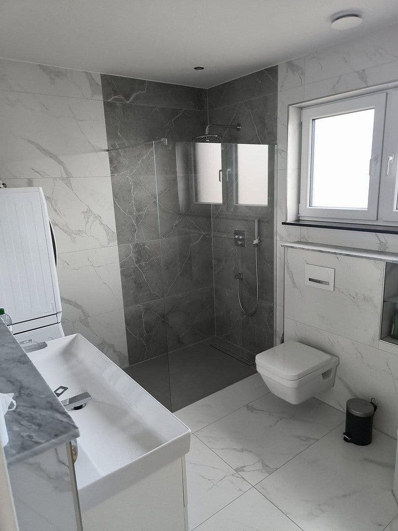 Prenájom bytu 3-izbový 89 m², Hürth, Severné Porýnie - Westfálsko Prenájom bytu 3-izbový 89 m², Hürth, Severné Porýnie - Westfálsko