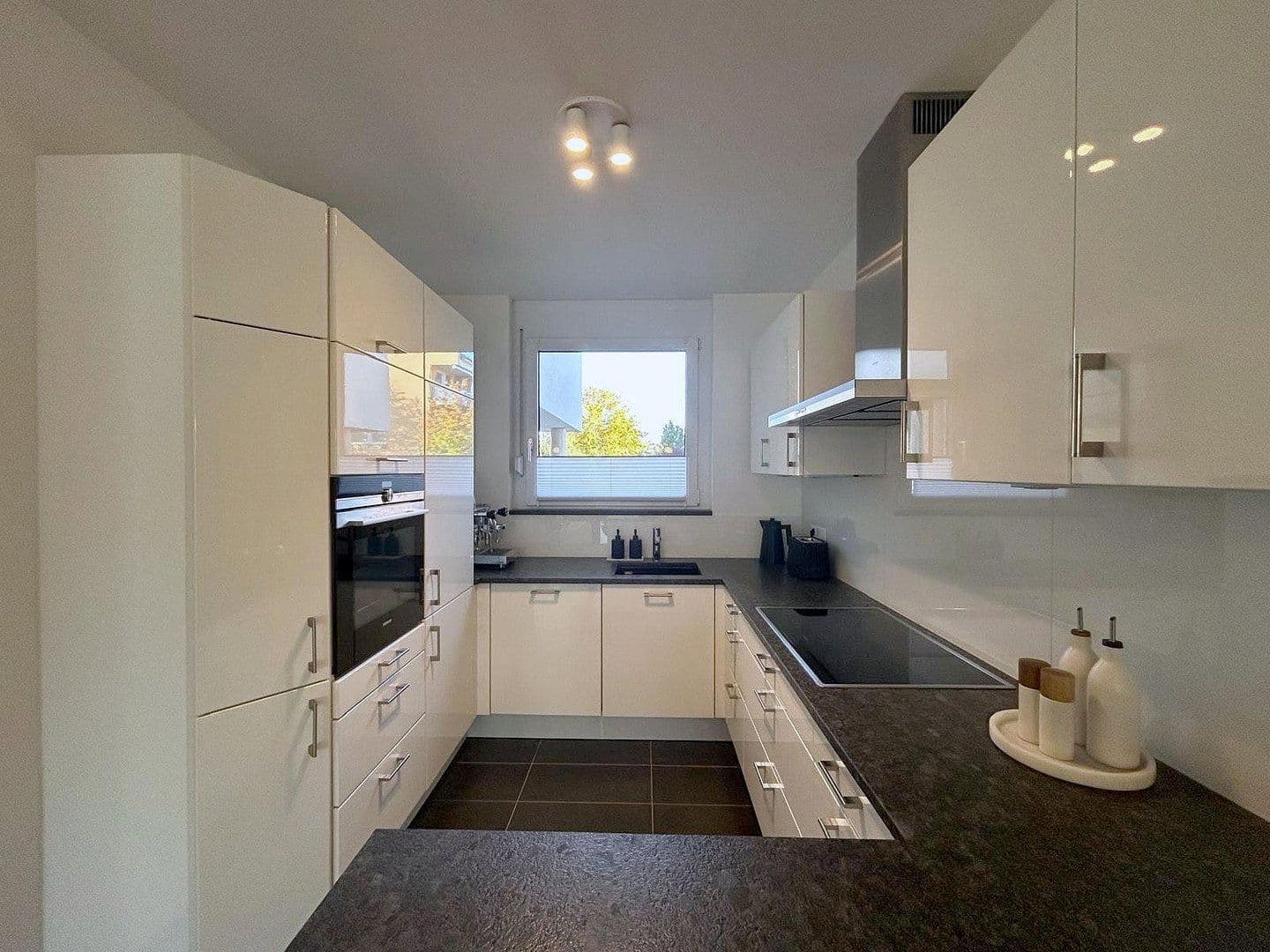 Predaj bytu 4-izbový 119 m², Karlsfeld, Bavorsko Predaj bytu 4-izbový 119 m², Karlsfeld, Bavorsko