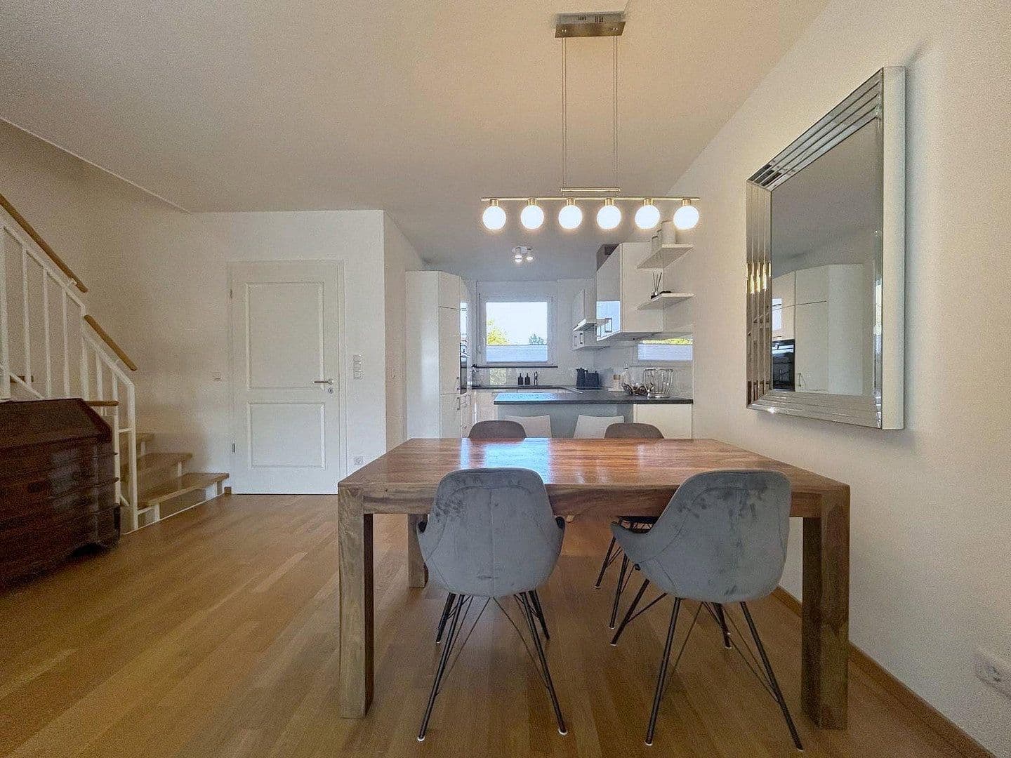 Predaj bytu 4-izbový 119 m², Karlsfeld, Bavorsko Predaj bytu 4-izbový 119 m², Karlsfeld, Bavorsko