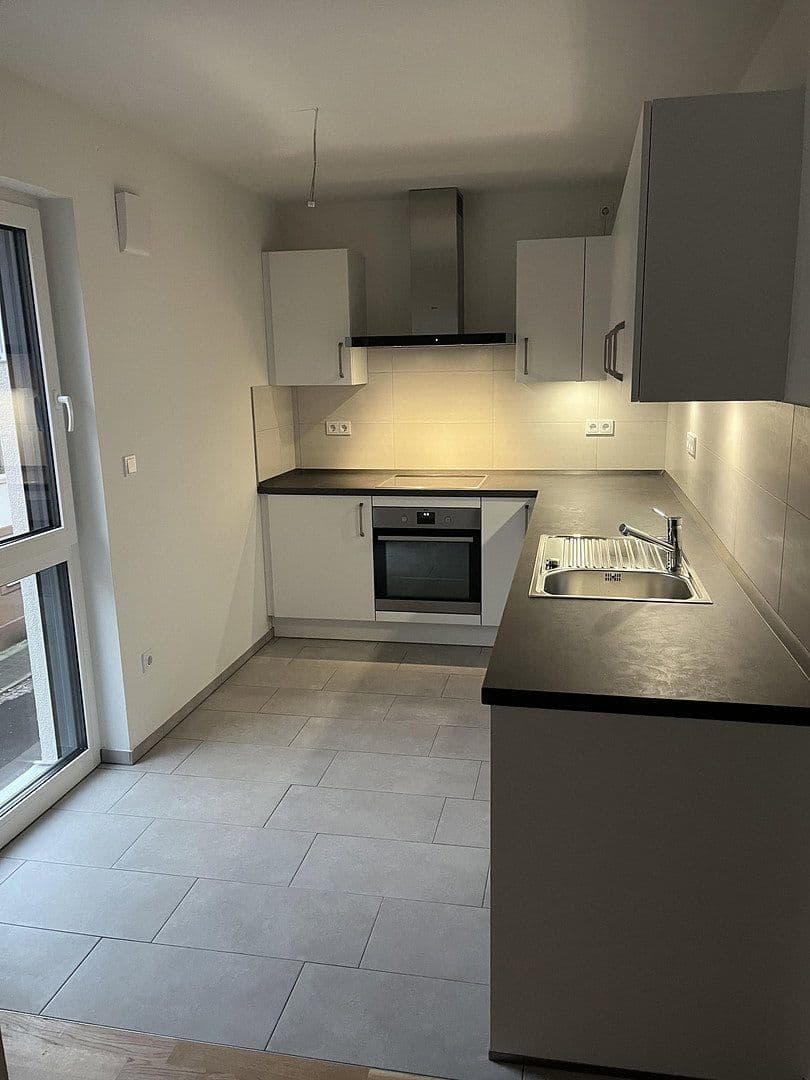 Prenájom bytu 2-izbový 37 m², Nürnberg, Bavorsko Prenájom bytu 2-izbový 37 m², Nürnberg, Bavorsko