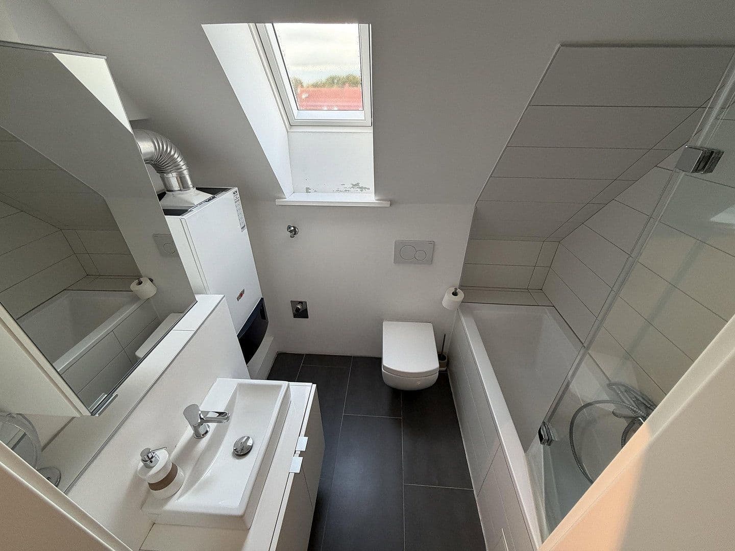 Prenájom bytu 2-izbový 49 m², Schönböckener Str. 7b, Lübeck, Šlezvicko-Holštajnsko Prenájom bytu 2-izbový 49 m², Schönböckener Str. 7b, Lübeck, Šlezvicko-Holštajnsko