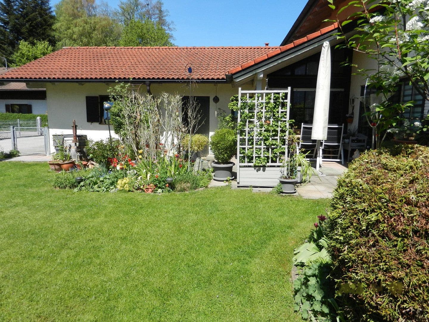 Prenájom bytu 4-izbový 130 m², Raubling, Bavorsko Prenájom bytu 4-izbový 130 m², Raubling, Bavorsko
