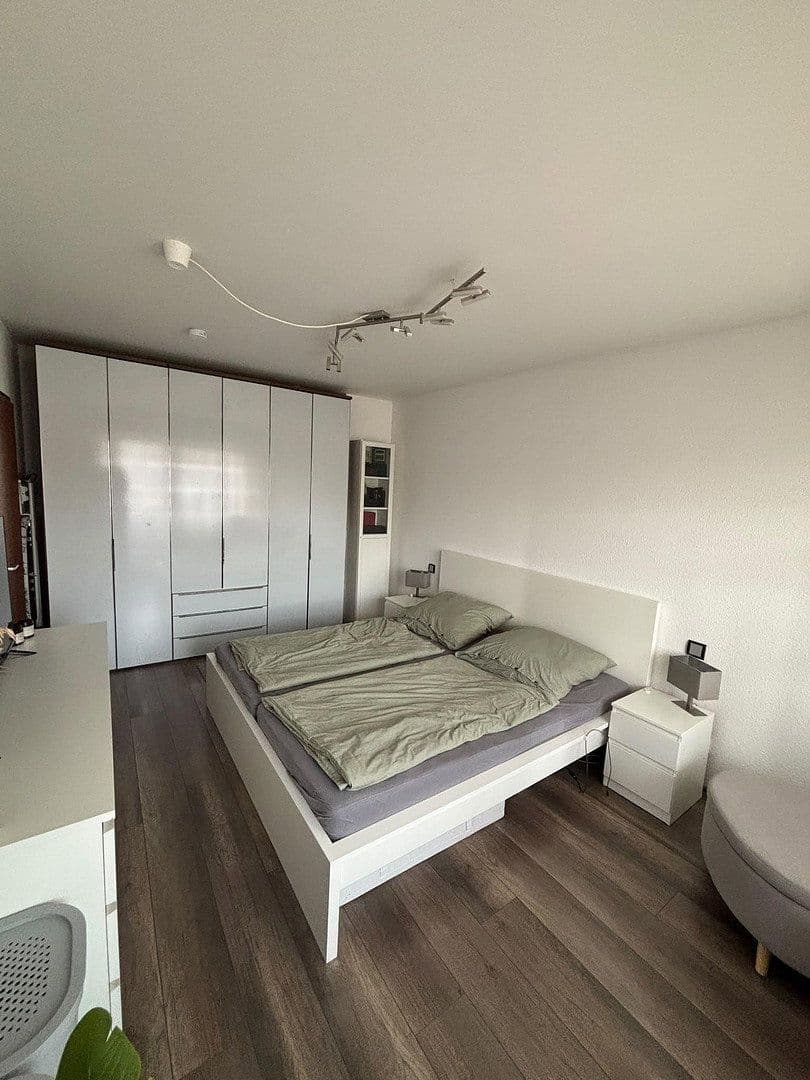 Prenájom bytu 2-izbový 74 m², Köln, Severné Porýnie - Westfálsko Prenájom bytu 2-izbový 74 m², Köln, Severné Porýnie - Westfálsko
