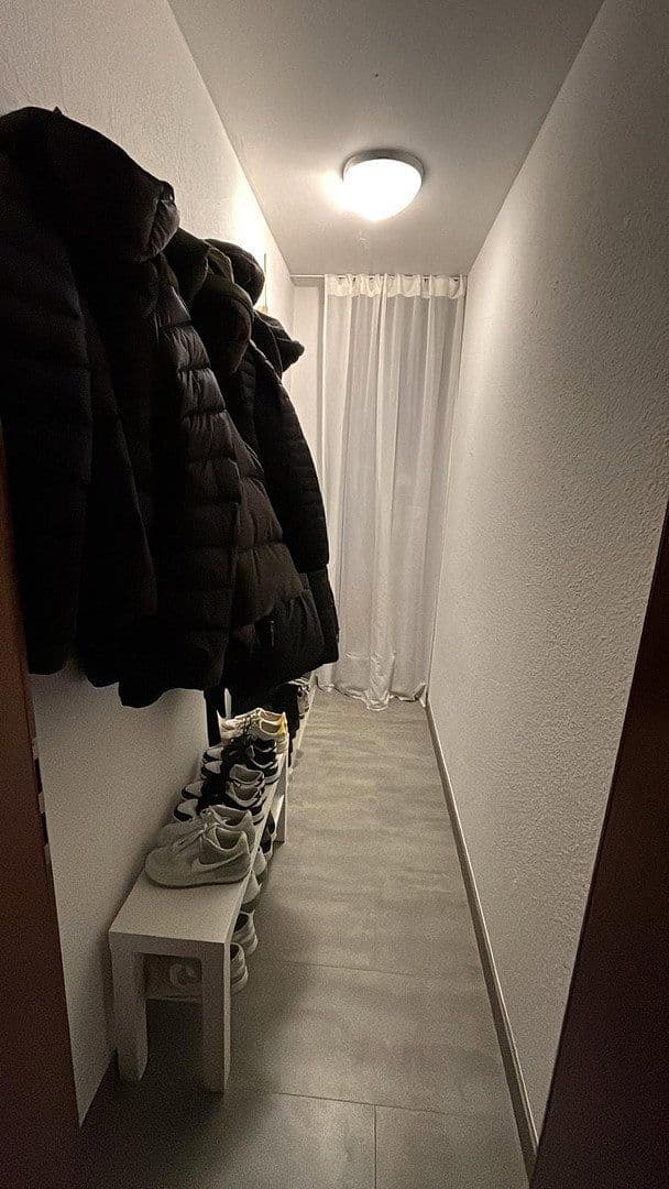 Prenájom bytu 2-izbový 74 m², Köln, Severné Porýnie - Westfálsko Prenájom bytu 2-izbový 74 m², Köln, Severné Porýnie - Westfálsko