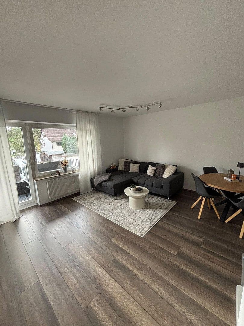 Prenájom bytu 2-izbový 74 m², Köln, Severné Porýnie - Westfálsko Prenájom bytu 2-izbový 74 m², Köln, Severné Porýnie - Westfálsko