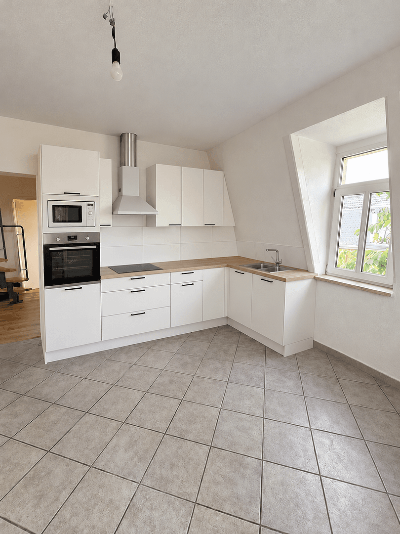 Prenájom bytu 3-izbový 74 m², Körnestraße 2, Freital, Sasko Prenájom bytu 3-izbový 74 m², Körnestraße 2, Freital, Sasko