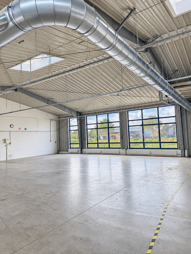Prenájom nebytového priestoru 6.500 m², Sandkamp 26, Kiebitzreihe, Šlezvicko-Holštajnsko Prenájom nebytového priestoru 6.500 m², Sandkamp 26, Kiebitzreihe, Šlezvicko-Holštajnsko