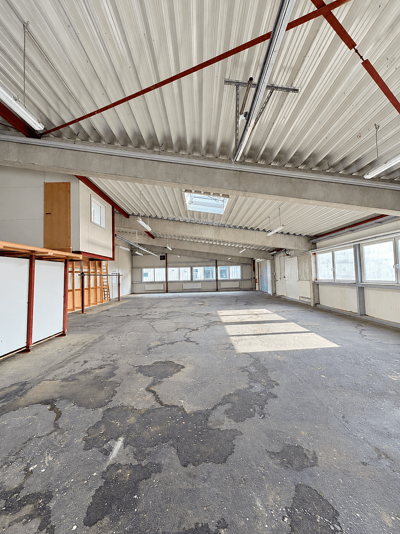 Prenájom nebytového priestoru 6.500 m², Sandkamp 26, Kiebitzreihe, Šlezvicko-Holštajnsko Prenájom nebytového priestoru 6.500 m², Sandkamp 26, Kiebitzreihe, Šlezvicko-Holštajnsko