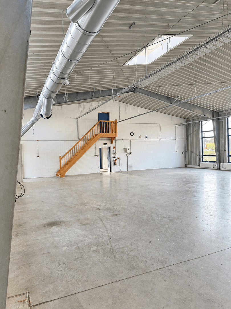 Prenájom nebytového priestoru 6.500 m², Sandkamp 26, Kiebitzreihe, Šlezvicko-Holštajnsko Prenájom nebytového priestoru 6.500 m², Sandkamp 26, Kiebitzreihe, Šlezvicko-Holštajnsko