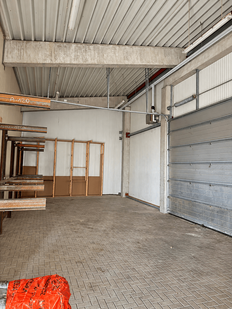 Prenájom nebytového priestoru 6.500 m², Sandkamp 26, Kiebitzreihe, Šlezvicko-Holštajnsko Prenájom nebytového priestoru 6.500 m², Sandkamp 26, Kiebitzreihe, Šlezvicko-Holštajnsko