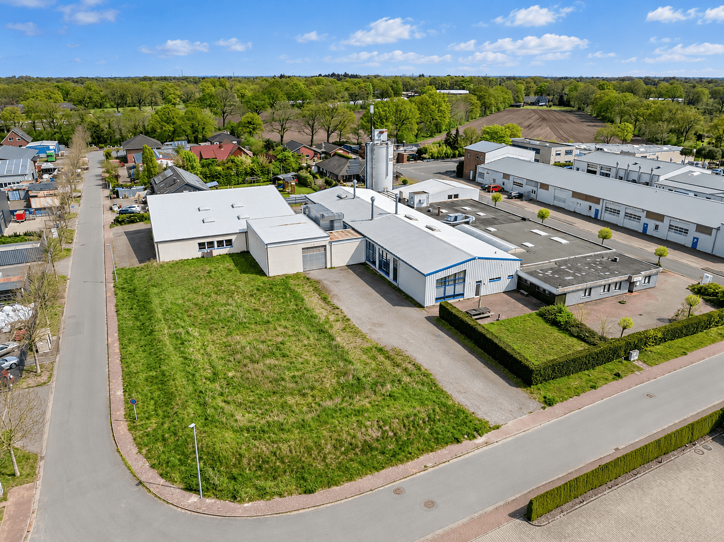 Prenájom nebytového priestoru 6.500 m², Sandkamp 26, Kiebitzreihe, Šlezvicko-Holštajnsko Prenájom nebytového priestoru 6.500 m², Sandkamp 26, Kiebitzreihe, Šlezvicko-Holštajnsko