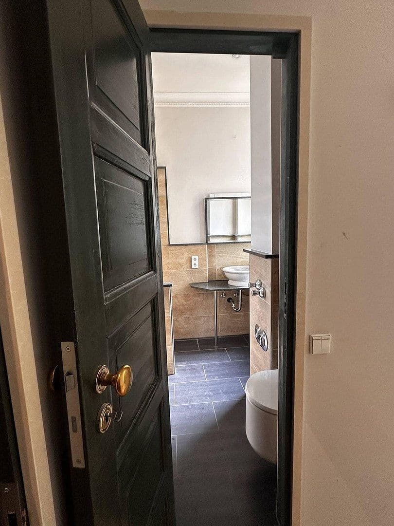 Predaj bytu 3-izbový 81 m², Stubenrauchstr.41, Berlin, Berlín Predaj bytu 3-izbový 81 m², Stubenrauchstr.41, Berlin, Berlín