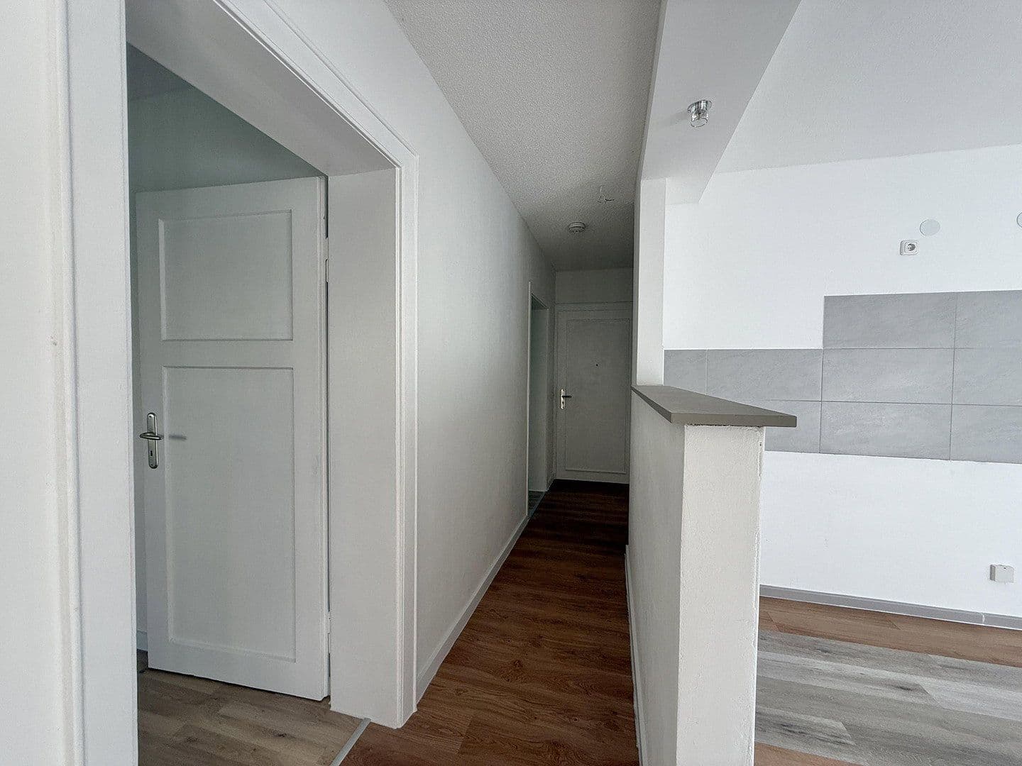 Prenájom bytu 3-izbový 64 m², Alter Reichenbacherstr. 16, Plavno, Sasko Prenájom bytu 3-izbový 64 m², Alter Reichenbacherstr. 16, Plavno, Sasko