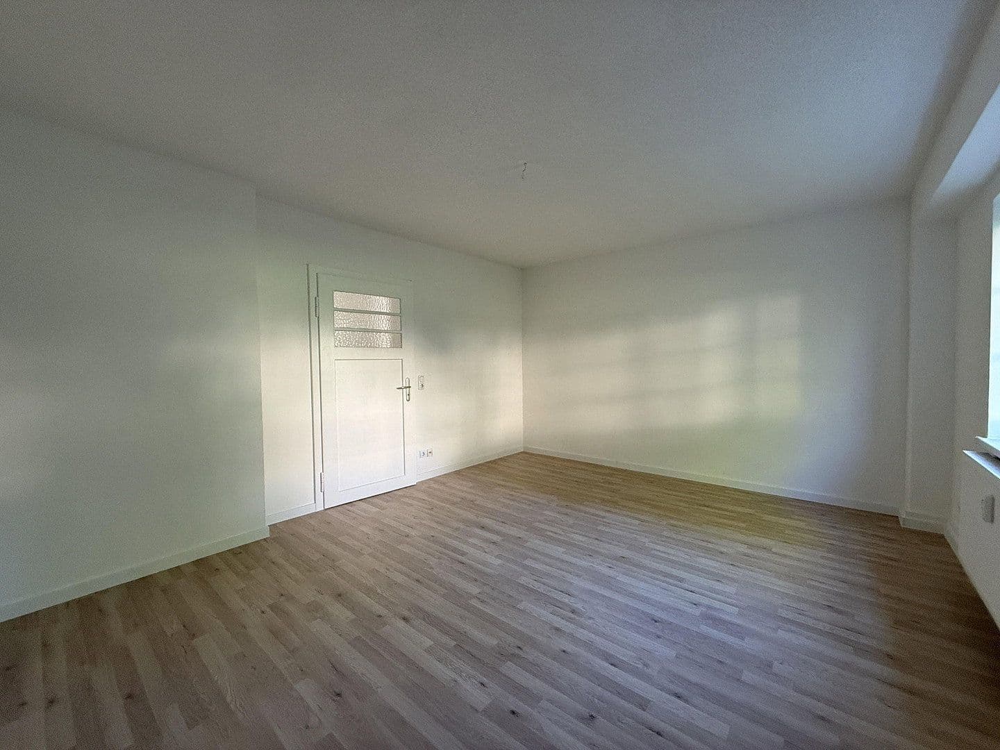 Prenájom bytu 3-izbový 64 m², Alter Reichenbacherstr. 16, Plavno, Sasko Prenájom bytu 3-izbový 64 m², Alter Reichenbacherstr. 16, Plavno, Sasko