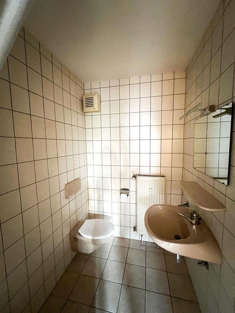 Prenájom bytu 1-izbový 21 m², Friedenstraße 84, Kaiserslautern, Porýnie-Falcko Prenájom bytu 1-izbový 21 m², Friedenstraße 84, Kaiserslautern, Porýnie-Falcko