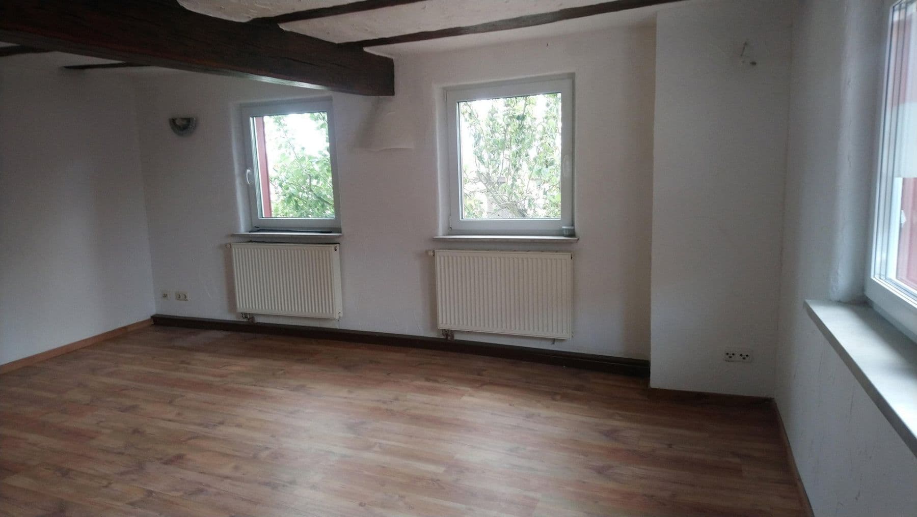 Predaj domu 118 m², pozemok 290 m², Bad Brückenau, Bavorsko Predaj domu 118 m², pozemok 290 m², Bad Brückenau, Bavorsko
