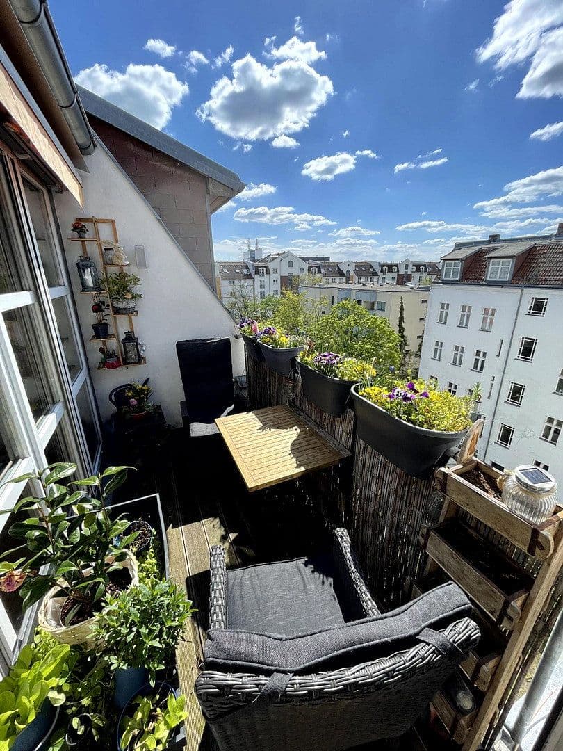 Predaj bytu 3-izbový 119 m², Berlin, Berlín Predaj bytu 3-izbový 119 m², Berlin, Berlín