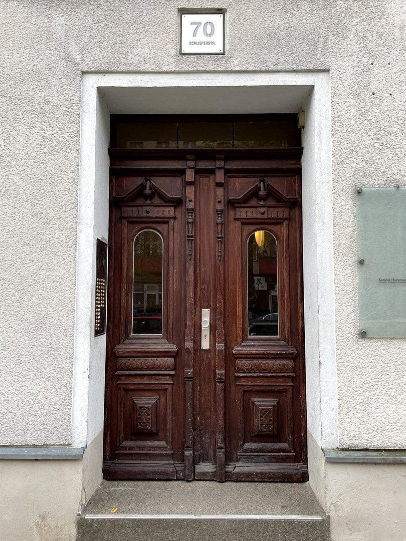Predaj bytu 3-izbový 119 m², Berlin, Berlín Predaj bytu 3-izbový 119 m², Berlin, Berlín