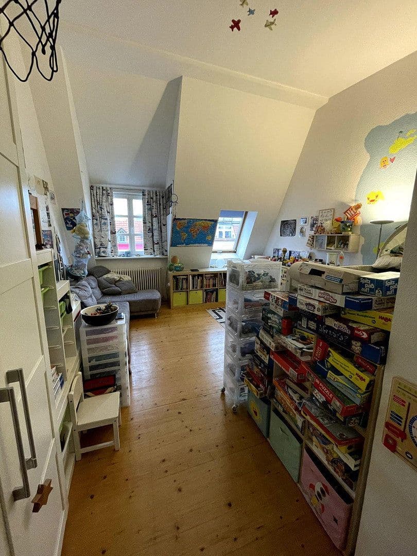 Predaj bytu 3-izbový 119 m², Berlin, Berlín Predaj bytu 3-izbový 119 m², Berlin, Berlín