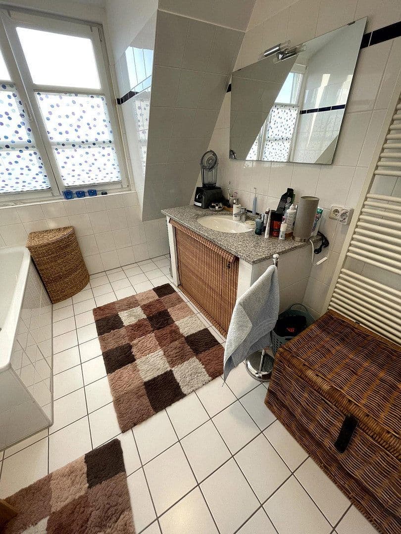Predaj bytu 3-izbový 119 m², Berlin, Berlín Predaj bytu 3-izbový 119 m², Berlin, Berlín