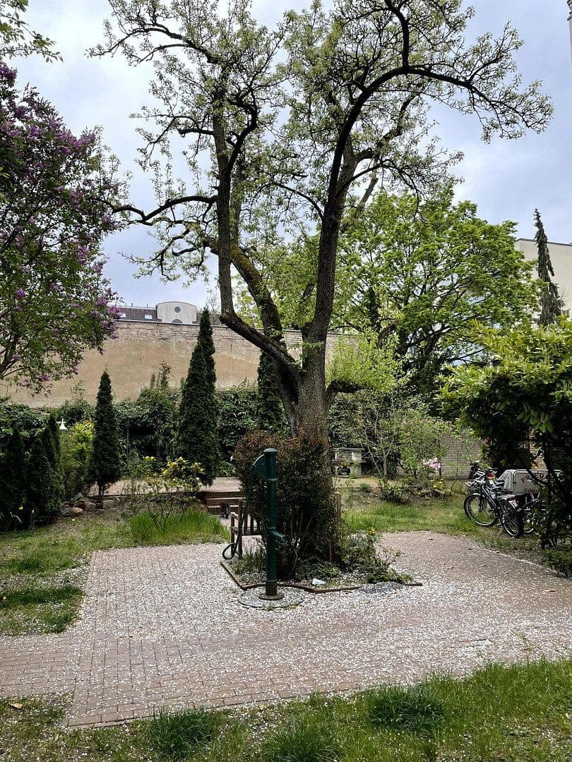 Predaj bytu 3-izbový 119 m², Berlin, Berlín Predaj bytu 3-izbový 119 m², Berlin, Berlín