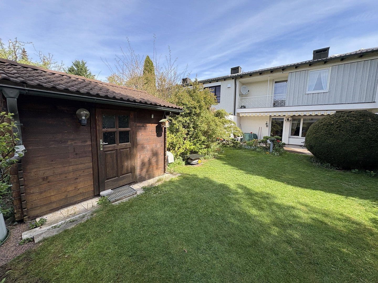 Predaj domu 144 m², pozemok 314 m², Krailling, Bavorsko Predaj domu 144 m², pozemok 314 m², Krailling, Bavorsko