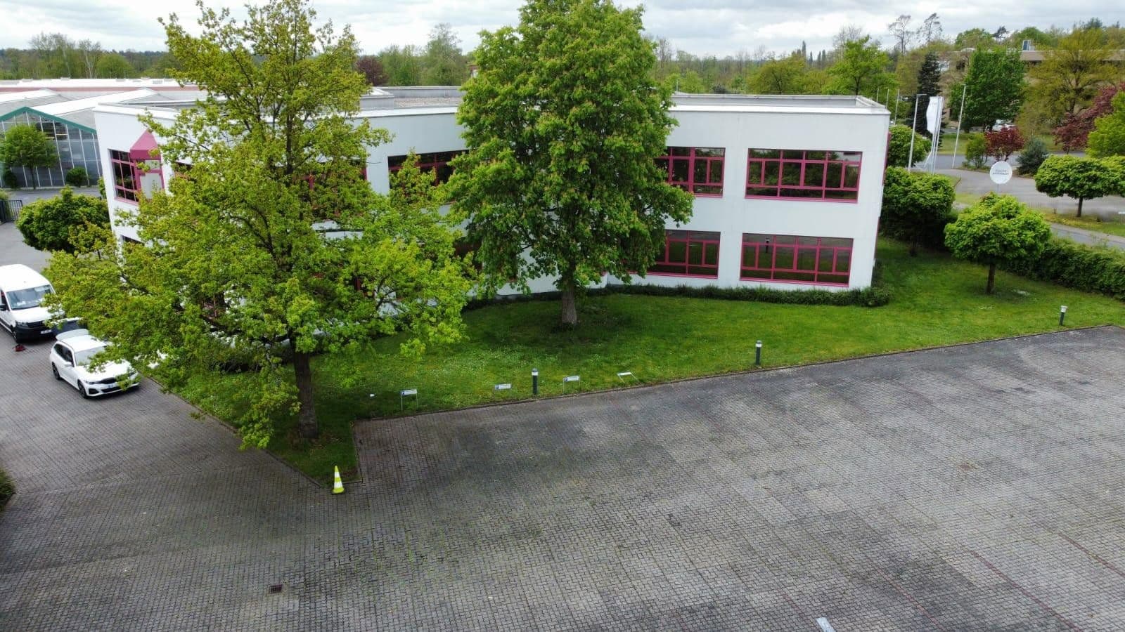 Prenájom kancelárie 1.257 m², Daimlerstraße 6, Alzenau, Bavorsko Prenájom kancelárie 1.257 m², Daimlerstraße 6, Alzenau, Bavorsko