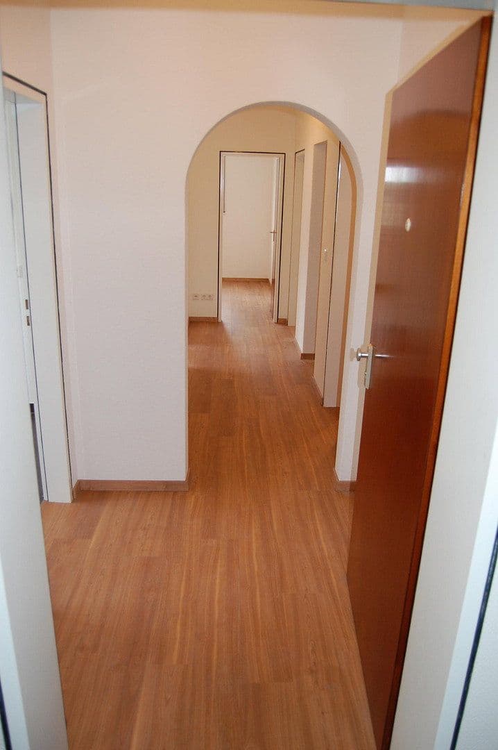 Prenájom bytu 3-izbový 77 m², Lange Zeile 72, Erlangen, Bavorsko Prenájom bytu 3-izbový 77 m², Lange Zeile 72, Erlangen, Bavorsko