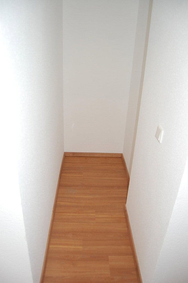 Prenájom bytu 3-izbový 77 m², Lange Zeile 72, Erlangen, Bavorsko Prenájom bytu 3-izbový 77 m², Lange Zeile 72, Erlangen, Bavorsko