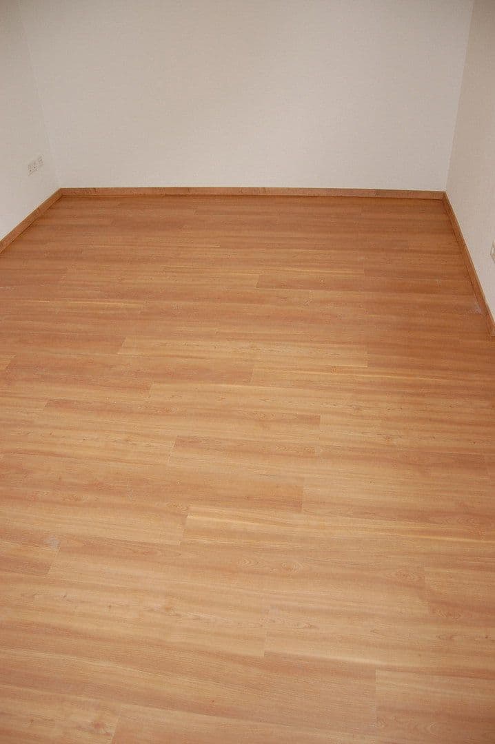 Prenájom bytu 3-izbový 77 m², Lange Zeile 72, Erlangen, Bavorsko Prenájom bytu 3-izbový 77 m², Lange Zeile 72, Erlangen, Bavorsko