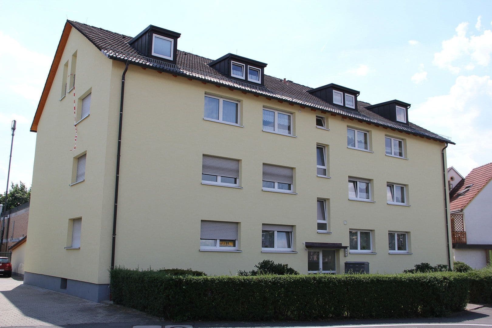 Prenájom bytu 3-izbový 77 m², Lange Zeile 72, Erlangen, Bavorsko Prenájom bytu 3-izbový 77 m², Lange Zeile 72, Erlangen, Bavorsko