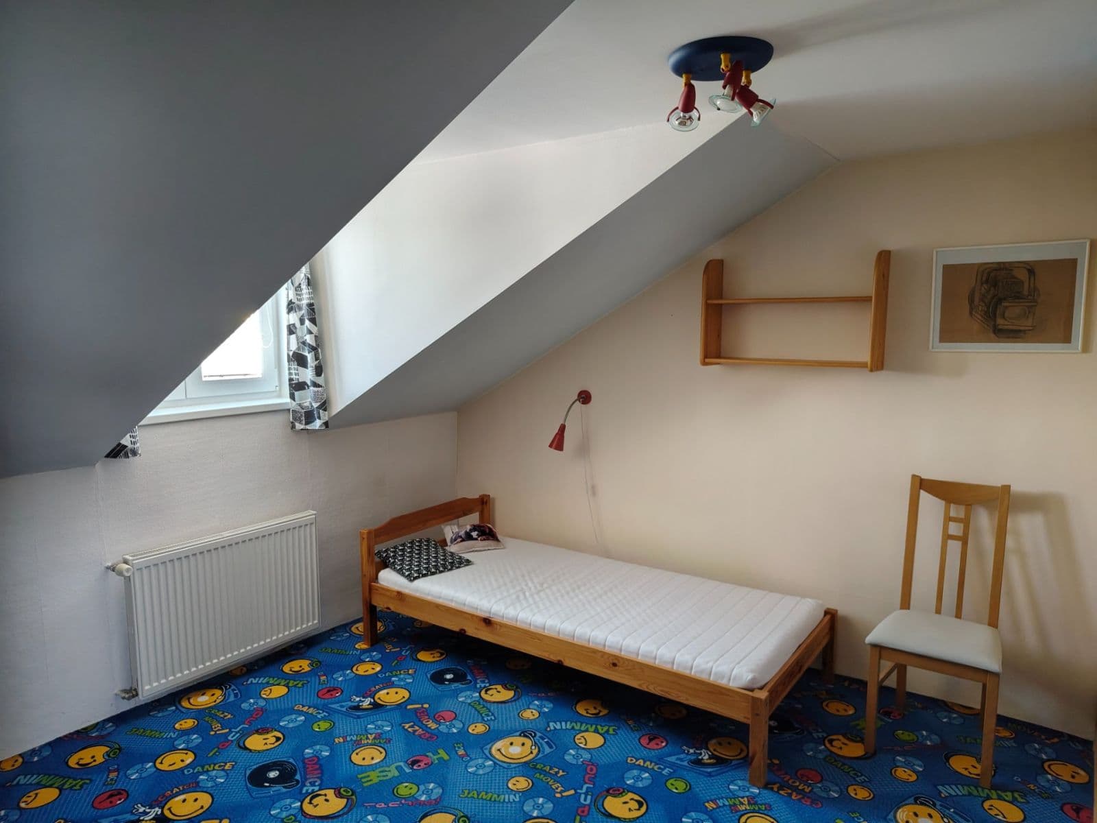 Prenájom bytu 5-izbový 100 m², Nad Mlýnem, Dolní Břežany, Středočeský kraj Prenájom bytu 5-izbový 100 m², Nad Mlýnem, Dolní Břežany, Středočeský kraj