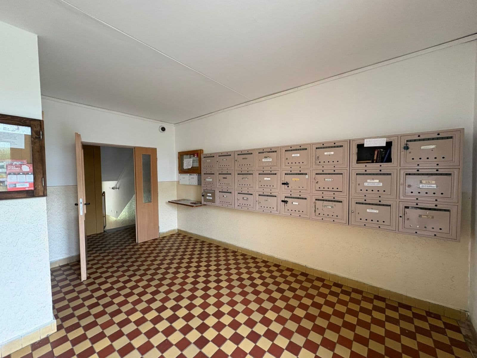 Prenájom bytu 3-izbový 77 m², Březenecká, Chomutov, Ústecký kraj Prenájom bytu 3-izbový 77 m², Březenecká, Chomutov, Ústecký kraj