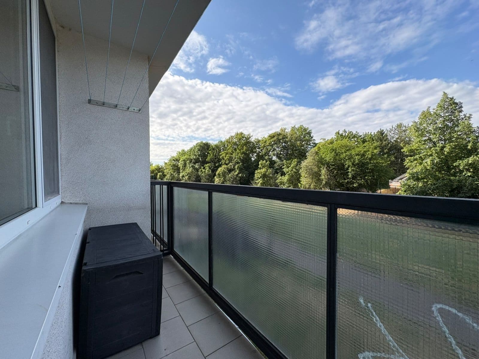 Prenájom bytu 3-izbový 77 m², Březenecká, Chomutov, Ústecký kraj Prenájom bytu 3-izbový 77 m², Březenecká, Chomutov, Ústecký kraj