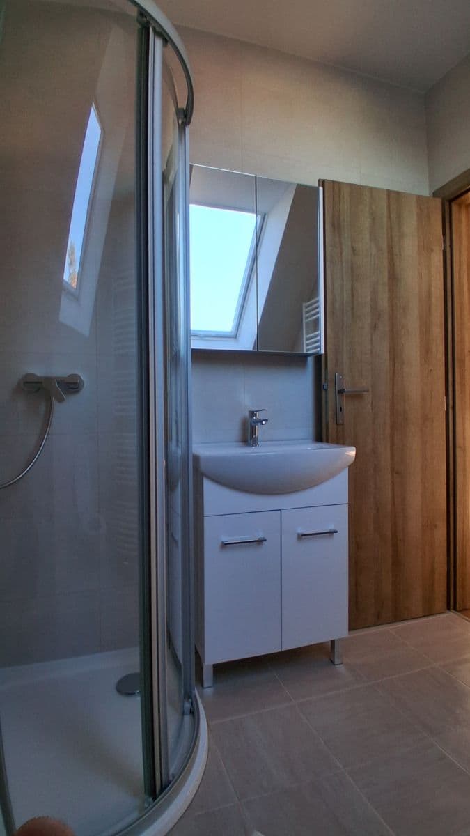 Prenájom bytu 2-izbový 58 m², Komenského, Zdice, Středočeský kraj Prenájom bytu 2-izbový 58 m², Komenského, Zdice, Středočeský kraj