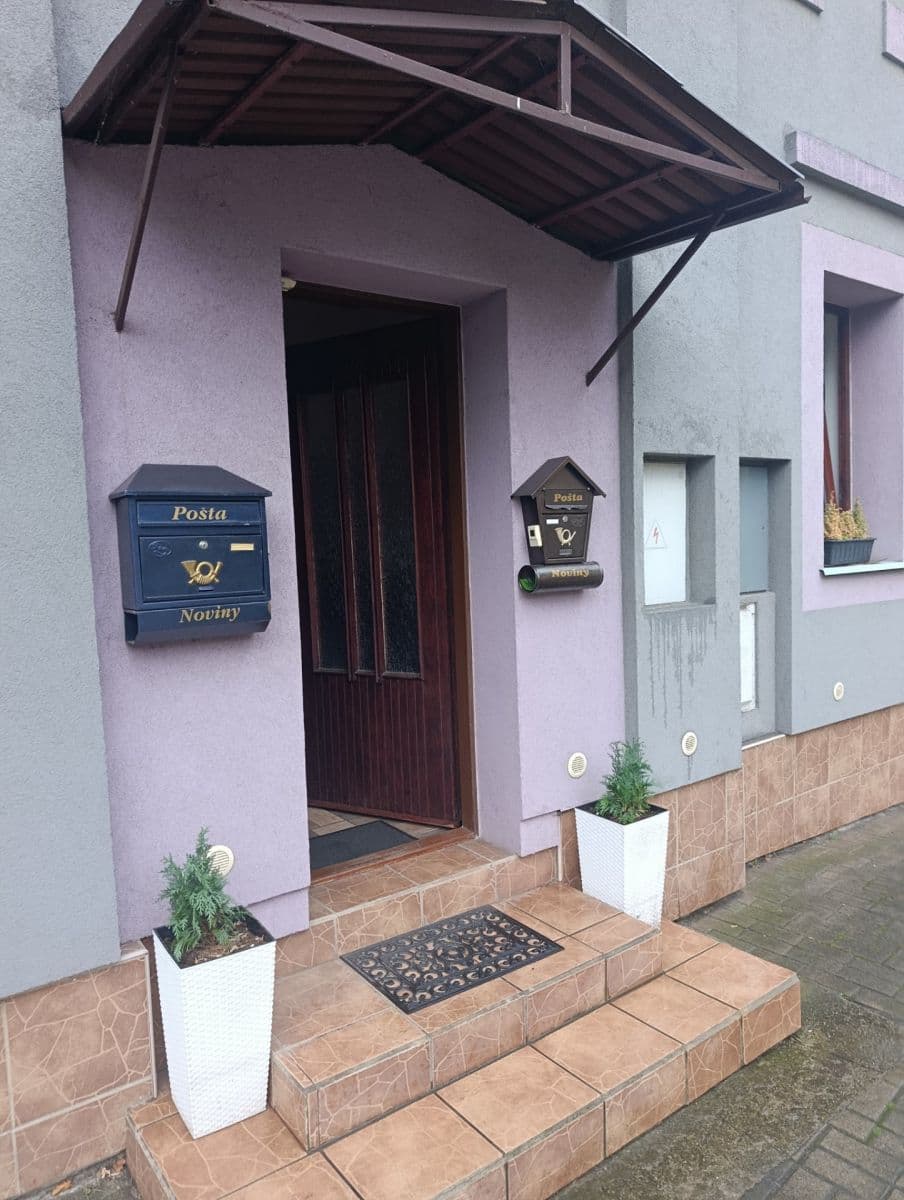 Prenájom bytu 1-izbový 33 m², Smetanova, Březno, Ústecký kraj Prenájom bytu 1-izbový 33 m², Smetanova, Březno, Ústecký kraj