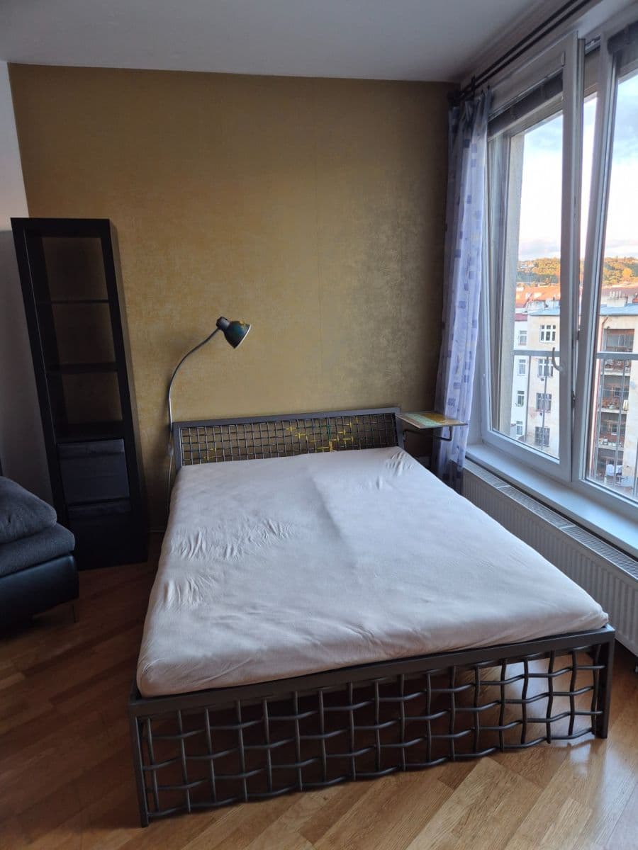 Prenájom bytu 1-izbový 38 m², Drahobejlova, Praha, Praha Prenájom bytu 1-izbový 38 m², Drahobejlova, Praha, Praha
