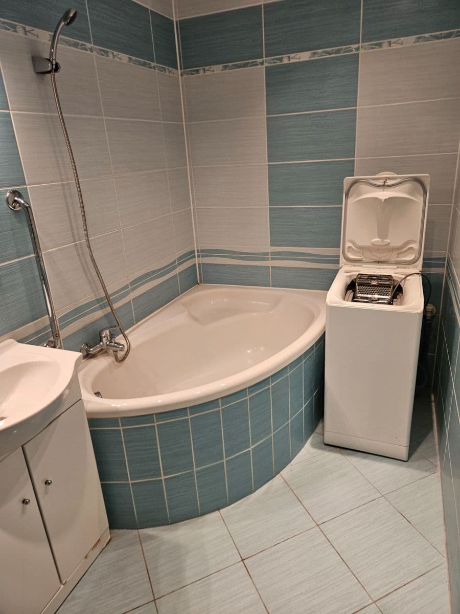Prenájom bytu 2-izbový 48 m², Vojanova, Ústí nad Labem, Ústecký kraj Prenájom bytu 2-izbový 48 m², Vojanova, Ústí nad Labem, Ústecký kraj